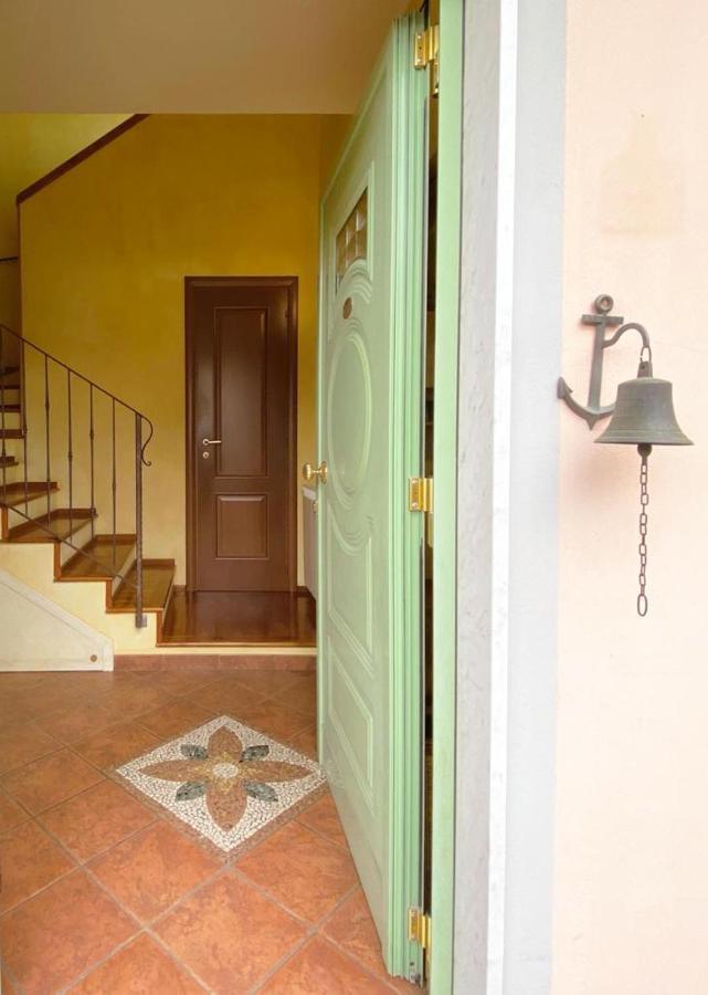 La Madonnina Bed and Breakfast Querceta Εξωτερικό φωτογραφία